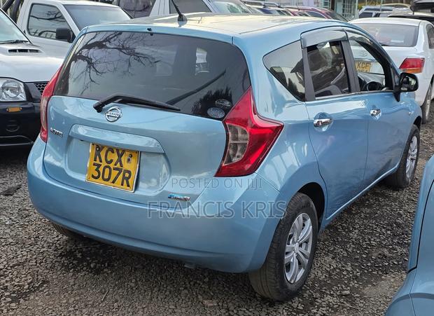 Nissan Note 2012 Blue