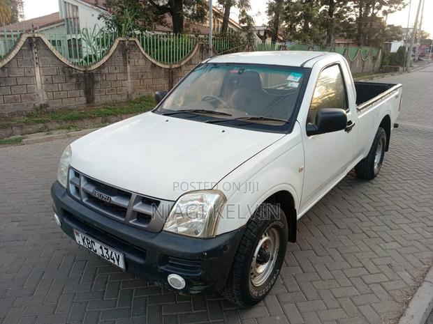 Isuzu D-MAX 2008 White