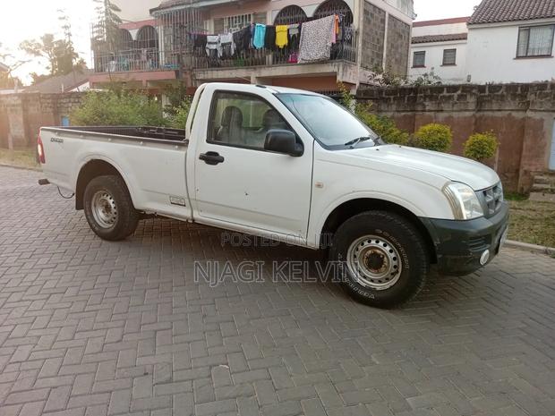 Isuzu D-MAX 2008 White