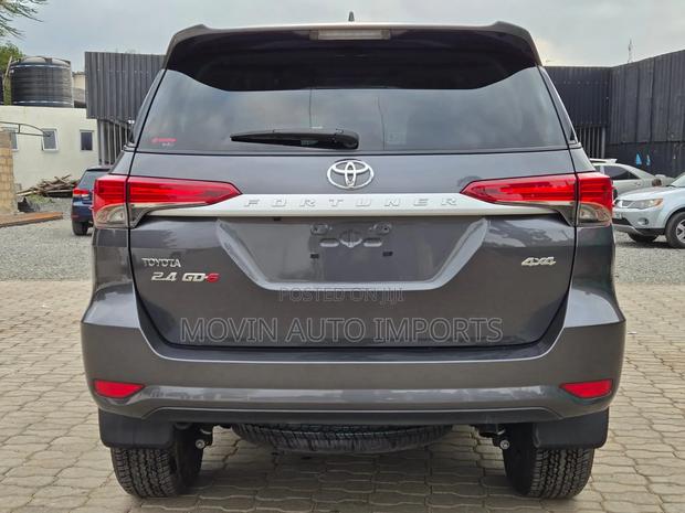 New Toyota Fortuner 2025 Gray