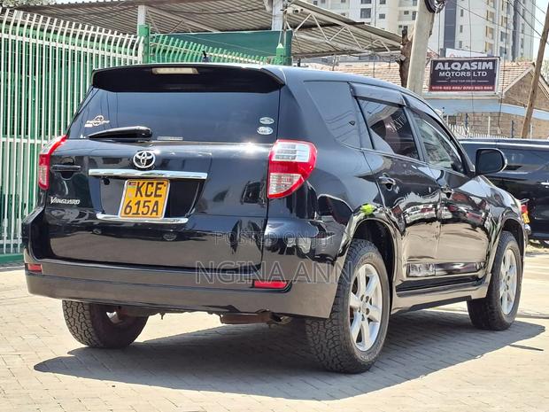 Toyota Vanguard 2008 Black