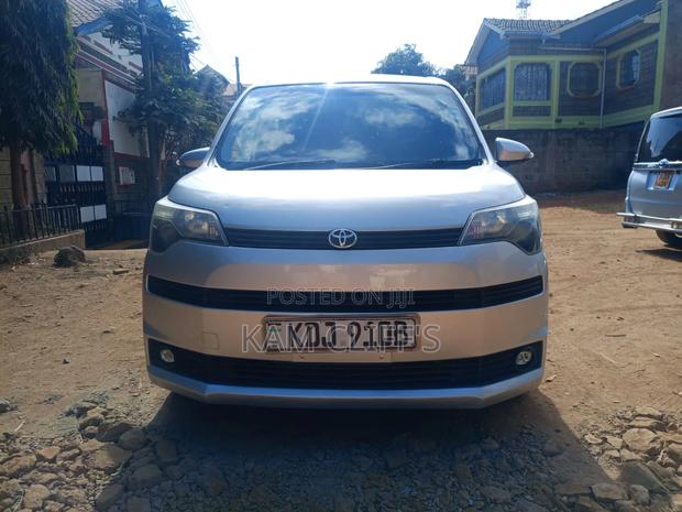 Toyota Spade 2015 Beige