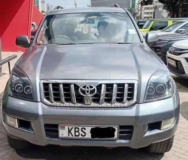 Toyota Land Cruiser Prado 2007 Gray