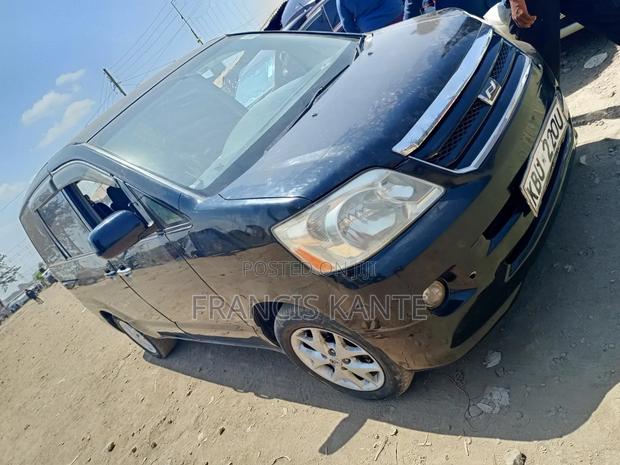 Toyota Noah 2009 Black