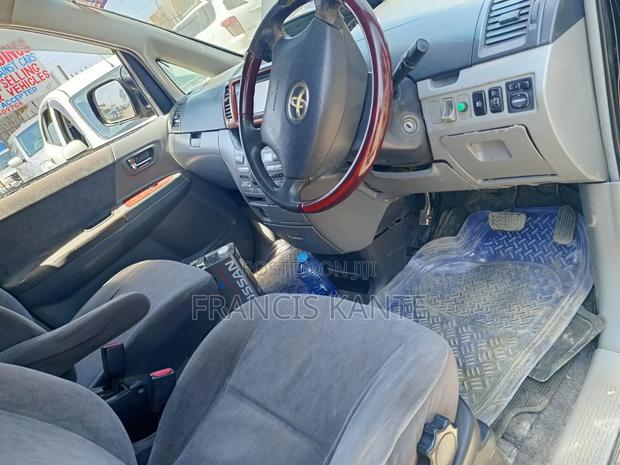 Toyota Noah 2009 Black