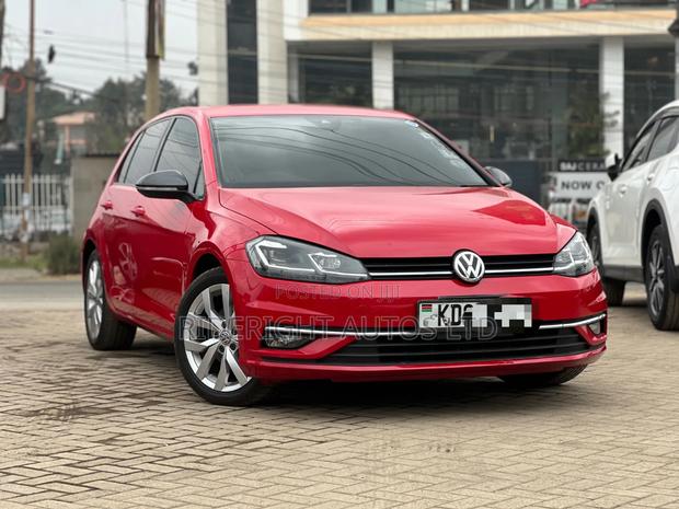 Volkswagen Golf 2018 Red