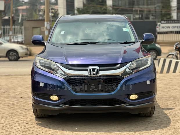 Honda Vezel 2018 Blue