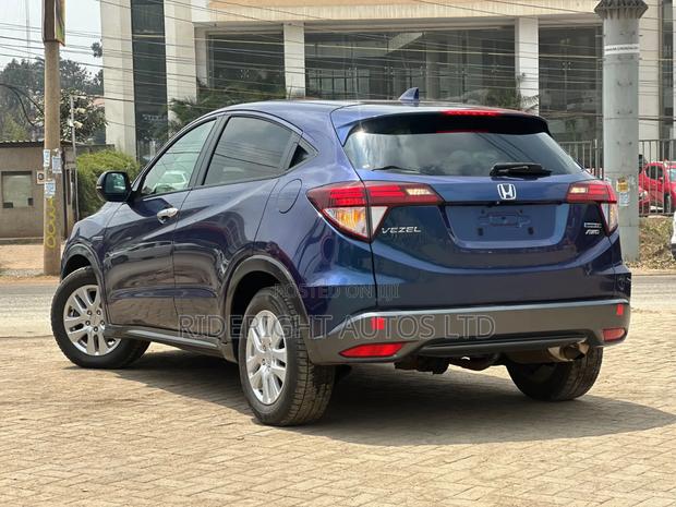 Honda Vezel 2018 Blue