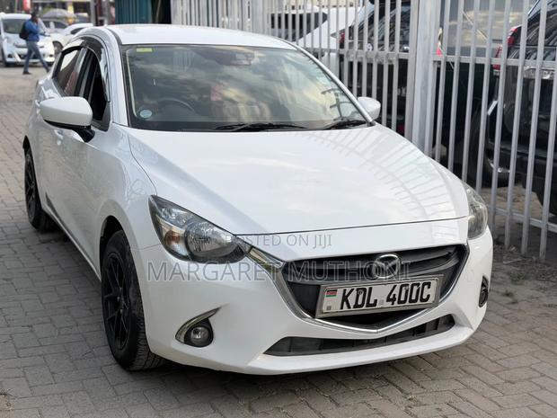 Mazda Demio 2016 White