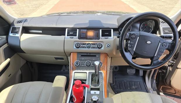 Land Rover Range Rover 2009 Green