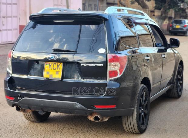 Subaru Forester 2010 Black