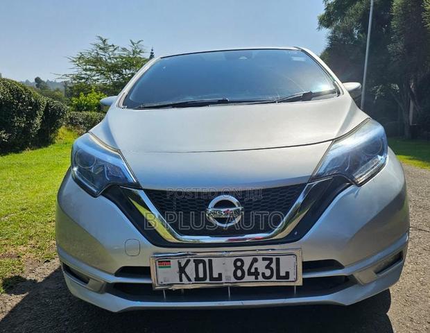 Nissan Note 2016 Silver