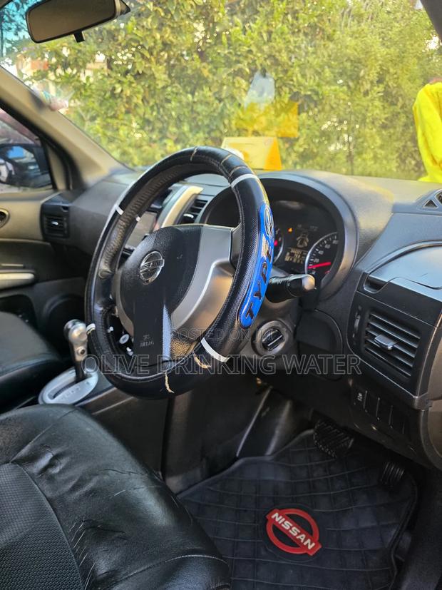 Nissan X-Trail 2010 Black