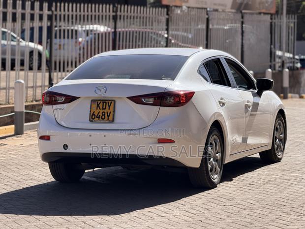 Mazda Axela 2018 White