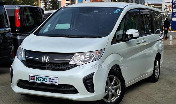 Honda Stepwgn 2019 White