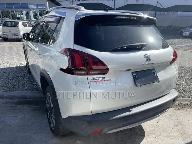 Peugeot 2008 1.2 PureTech (130 Hp) 2019 White