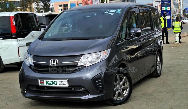 Honda Stepwgn 2019 Gray