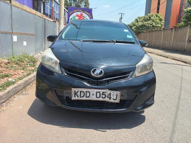Toyota Vitz 2014 Black