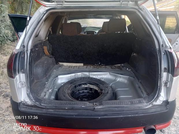 Nissan Wingroad 2003 Silver