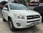 Toyota RAV4 2016 White for sale