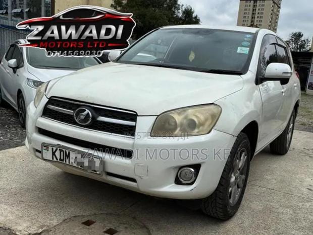 Toyota RAV4 2016 White