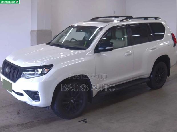 Toyota Land Cruiser Prado 2022