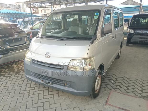 Toyota TownAce 2019 Silver