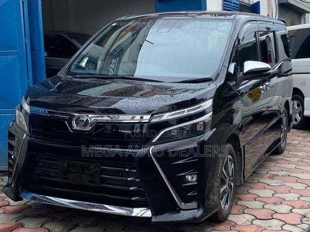 Toyota Voxy 2019 Black