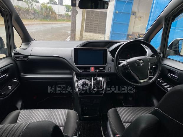 Toyota Voxy 2019 Black