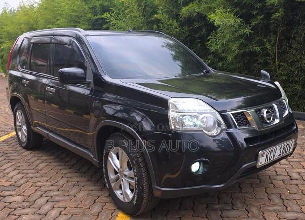 Nissan X-Trail 2012 Black