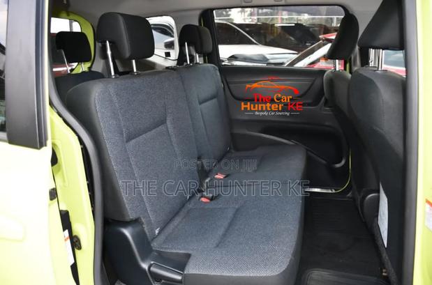 Toyota Sienta 1.5 Hybrid FWD (6-seater) 2019