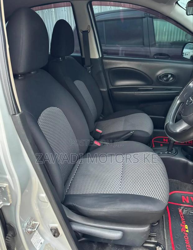 Nissan March 2016 Silver