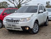 Subaru Forester 2010 Pearl for sale