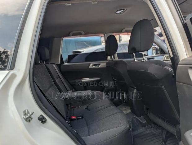 Subaru Forester 2010 Pearl
