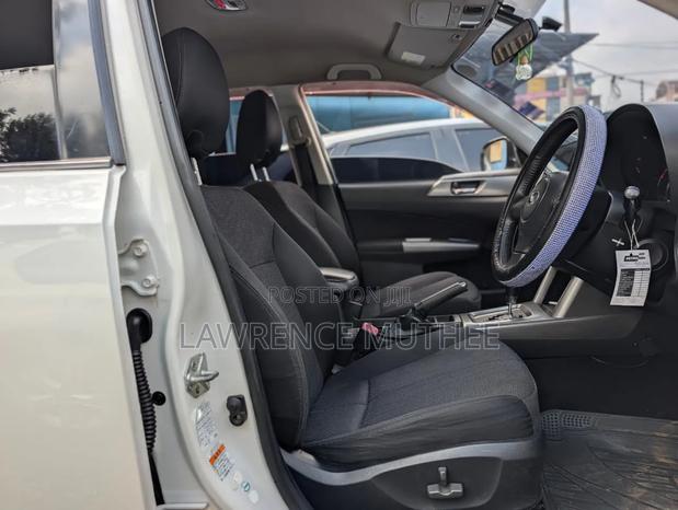 Subaru Forester 2010 Pearl