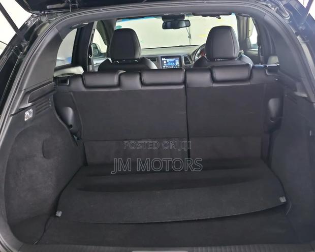 Honda Vezel 2020 Matt Black
