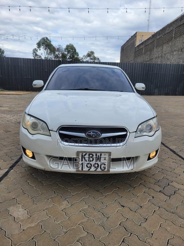Subaru Legacy 2006 White