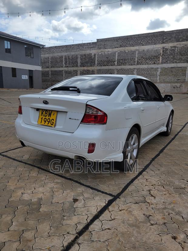Subaru Legacy 2006 White