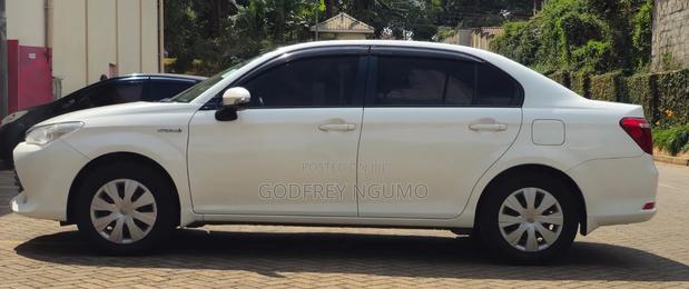 Toyota Axio 2017 White