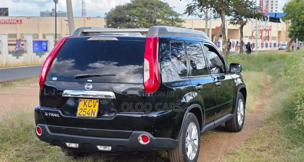 Nissan X-Trail 2012 Black