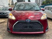 Toyota Sienta 2018 Red for sale