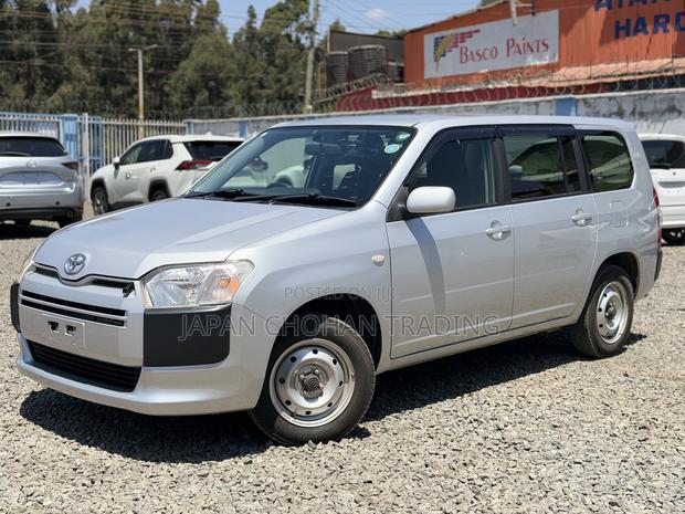 Toyota Succeed 2019 Silver