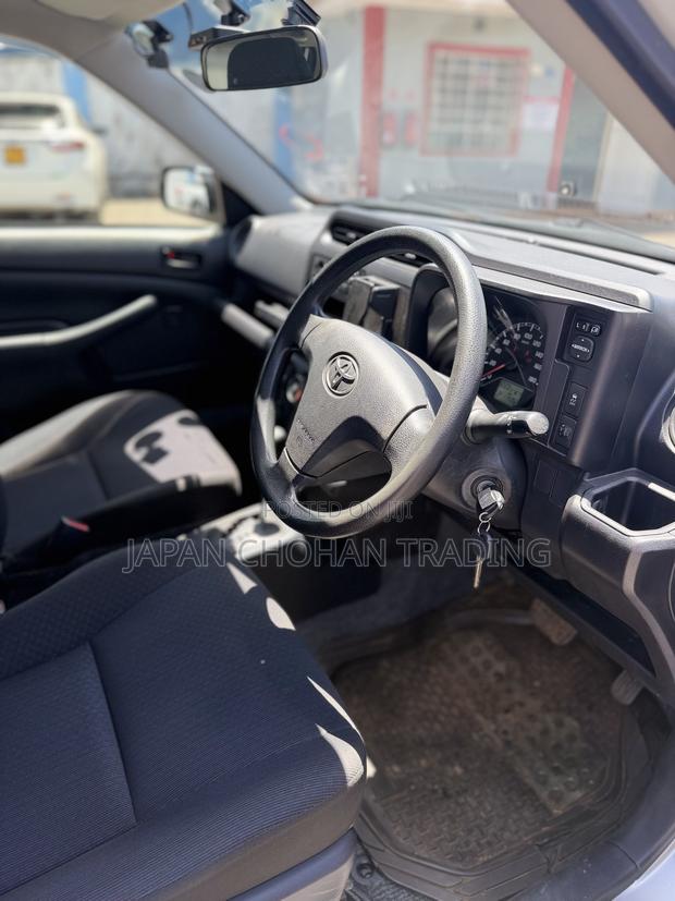Toyota Succeed 2019 Silver