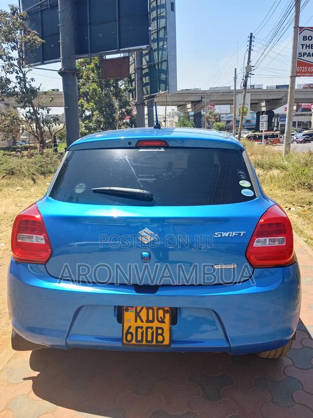 Suzuki Swift 2018 Blue