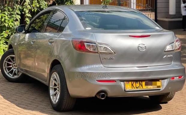 Mazda Axela 2010 Silver