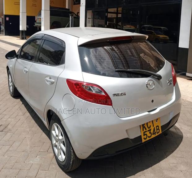 Mazda Demio 2012 Silver