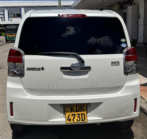 Toyota Spade 1.5 2017 White