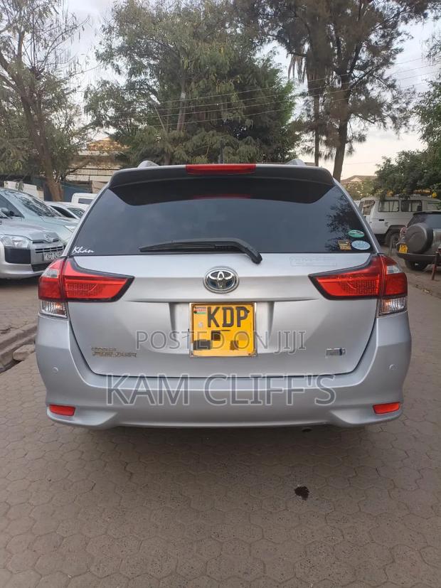 Toyota Corolla Fielder 2017 Gray