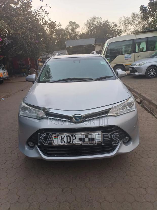Toyota Corolla Fielder 2017 Gray