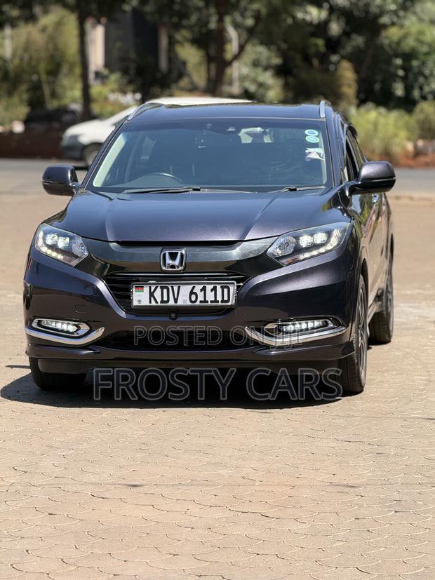 Honda Vezel 1.5 Hybrid 4WD 2018 Gray